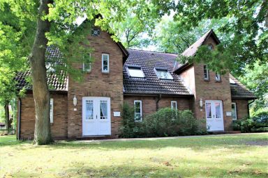 Gmelinstraße 17 d - Eckhausscheibe mit 2- Zimmern auf ca. 45m² und Terrasse