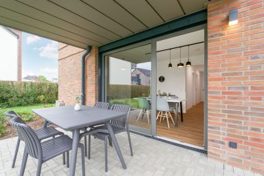 Küstenhain Lodge - Stilvolle 3-Zimmer-Wohnung mit Terrasse –  wenige Minuten vom Strand
