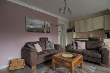 Kaiserliches Postamt - Großzügige Ferienwohnung auf 72m² für 4 Personen mit Terrasse & TG-Stellplatz