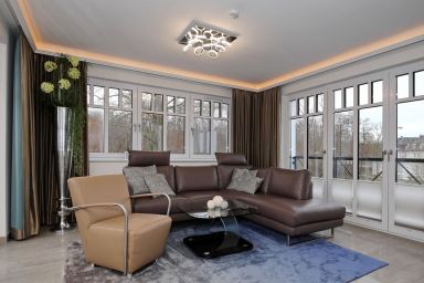 Linden-Palais - 3-Zimmer-Wohnung mit Dachterrasse, Meerblick & Strandnähe in Heiligendamm