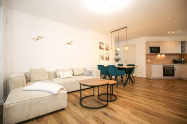 Villa Siegfried - Ferienwohnung Kühlungsborn West mit Meerblick, Balkon & Strandnähe
