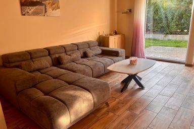In der Hofe - Tolles Ferienhaus in Strandnähe mit Terrasse und Landschaftsblick.