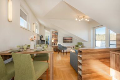 Haus Ostseekristall - Ferienwohnung in Zinnowitz mit Balkon und WLAN – nah am Strand auf Usedom