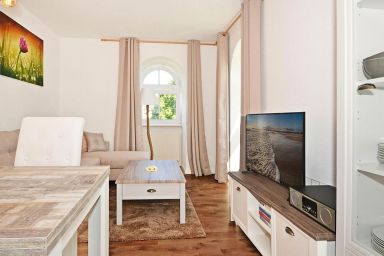 Haus Usedom - Gemütliche Ferienwohnung in Koserow mit Terrasse – nur 350 m zum Meer