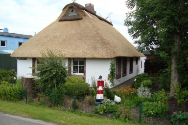 Ferienhaus in Rathjensdorf mit Grill, Garten und Terrasse