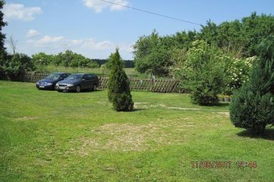 Große Ferienwohnung in Dargen mit Großem Garten