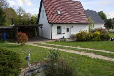 Ferienhaus mit Terrasse und Gartengrundstück