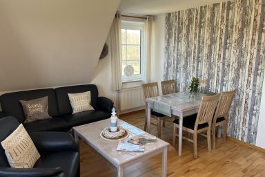 Ferienhof Rickerts - Haus Eiderstedt - Ferienwohnung 2 Silbermöwe OG
