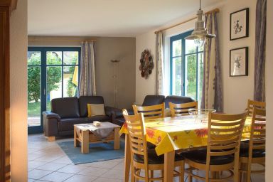 Sonniges Reetdachhaus - Ferienreetdachhaus, 3 SZ, Kamin, Internetradio, Garten, WLAN