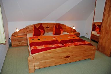 Ferienhaus Sonnenwinkel unterm Reetdach mit Sauna und Kamin - Ferienhaus Sonnenwinkel unterm Reetdach mit Sauna u. Kamin