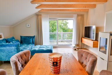 Ferienwohnung Weitblick mit großem Balkon, Sauna, Kaminofen - Ferienwohnung Weitblick mit großem Balkon, Sauna und Kaminofen im OG