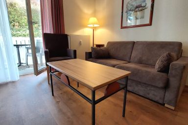 Binzer Sterne, Whg. 4