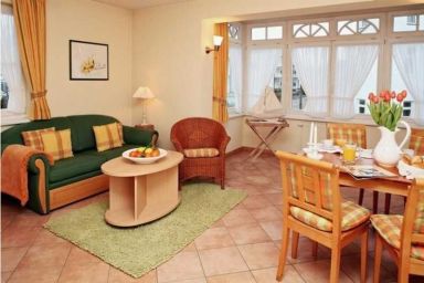 Villa Meernixe - nur 50 Meter zum Ostseestrand - Whg. 03 Erdgeschoß m. Terrasse