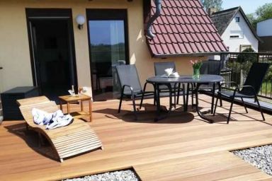 Ferienwohnungen Wiesenblick - Ferienwohnung Theo im OG mit großem Balkon