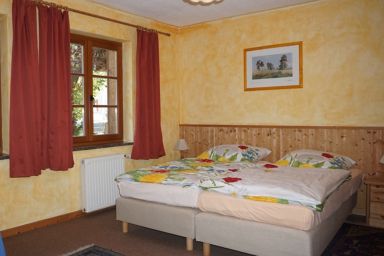 Gästehäuser Eva-Maria und Reinhard Köhler - Kl. Steinhaus ZBZ Mond