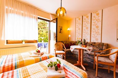 Familiäre Pension & Ferienwohnungen Fischer-Haus - Zweibettzimmer