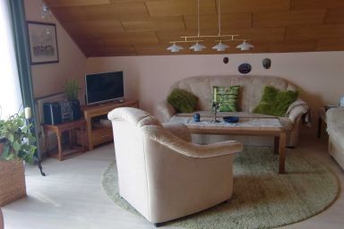 Ferienwohnung Krohn - 3-Zi.-Fewo, bis 4 Pers., OG, Balkon