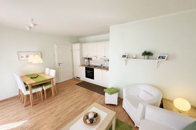 MR: Villa Lena Whg. 03 mit Balkon - Villa Lena Whg. 03 mit Balkon