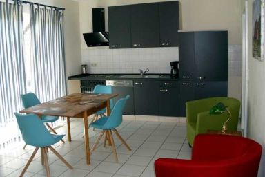 Ferienhof Peter an der Nordsee - Ferienwohnung Austernfischer mit Südterrasse für 2-4 Personen