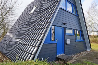Zeltdachhaus mit W-LAN und grosser Terrasse - neue Küche mit Geschirrspüler u. Waschmaschine