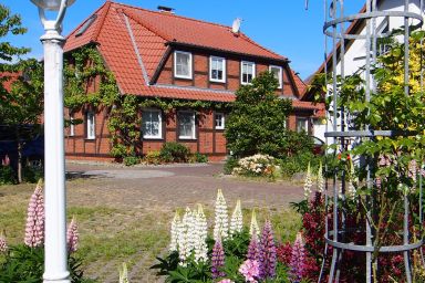 Birkmaase 12 Kapitänshaus Jacqueline 4-Sterne Komfort FeWo im EG rechts