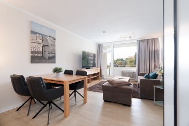 Fürstenhof - Fantastische Meerblick-Ferienwohnung im Fürstenhof für 4 Gäste mit Balkon und Saisonstrandkorb