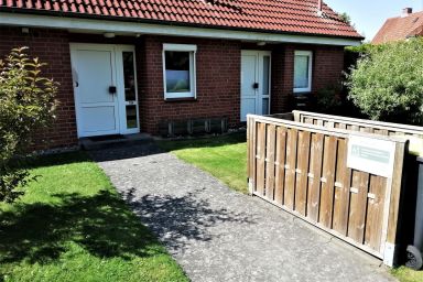 Kellenhusen - Ferienhaus Kohout - Mittelreihenhaus für max. 5 Personen nur 400 m vom Strand entfernt