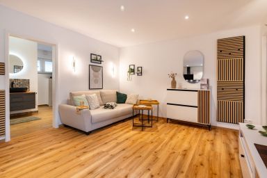 Gerhart-Hauptmann-Strasse - Ferienhaus Waldoase in Kölpinsee – Komfort, Sauna und Garten nahe Sandstrand