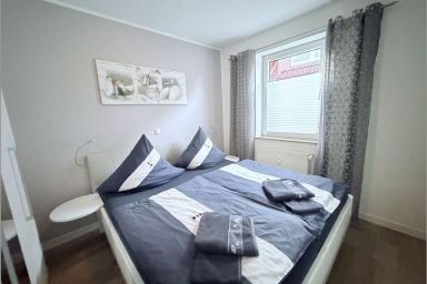 Hamburger Str. 24 - FeWo 2 - strandnahe bis zu 4 Personen helle, freundliche Ferienwohnung