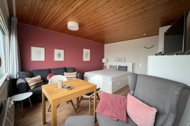 Burgtiefe Südstrand - 1-Zimmer-Ferienwohnung "Haven Stuuv" am Südstrand Burgtiefe mit Yachthafenblick