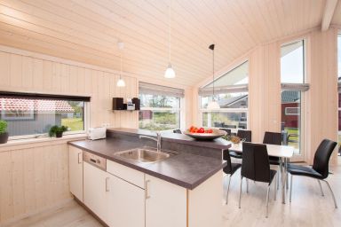 Holiday Vital Resort - Ferienhaus mit skandinavischem Flair. 3 Schlafzimmer für Familien oder Paare + Hund