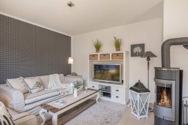 Reethus am Küstenwald - Modernes Ferienhaus mit Sauna, Garten & Strandnähe auf Usedom
