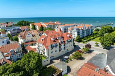 Villa Hanse - Großzügige 57m² Ferienwohnung für 4 Personen mit Südterrasse – modern &ebenerdig