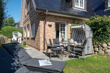 Eidumweg Whg. 1 - Moderne Ferienunterkunft für bis zu 5 Personen – ruhig und zentral auf Sylt