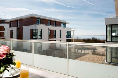 Südkap - Ferienwohnung B-07 mit Balkon & Meerblick für 2 Gäste - strandnah in Pelzerhaken