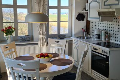 Haus Hemenswarft - Wohnung Oland mit Seeblick