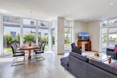 Karlshagen, 5-Sterne-Ferienhaus Seeperle - Whirlpool & Sauna - 5* Strandhaus