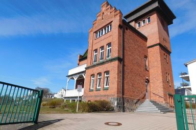 Maisonette Seelotse mit Hafenblick in hist. Seelotsenstation - Appartement mit 1 SZ und Schlafsofa - Aufbettung 3./4. P.