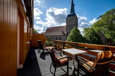 Landhaus Wremer Deel - Sonnige Ferienwohnung mit Dachterrasse