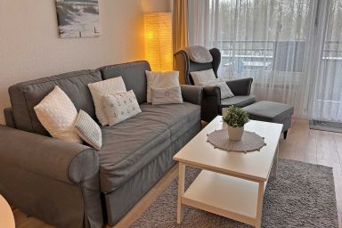Ferienwohnung mit neuer Küche u. Bad - W-LAN ist vorhanden - - mit Nachmittags- und Abendsonne