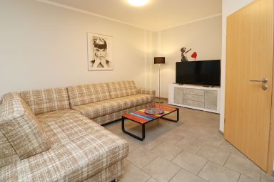 Q13  Ferienwohnung Karlshagen mit großer Terrasse - Q13 · Ostseeurlaub mit eigener Terrasse