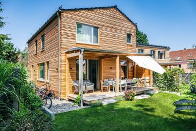 Strandgrau - Strandgrau - mit Sauna, Kamin und Terrasse