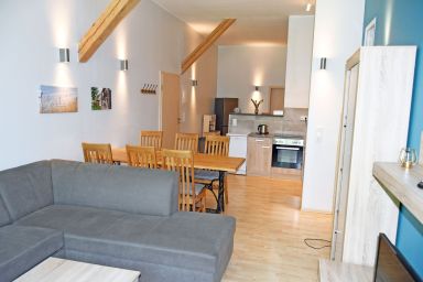 Ferienwohnungen auf Rügen und nahe Stralsund - 4-Raum Ferienwohnung Sellin mit schönem Parkblick