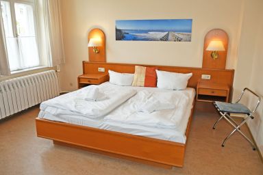 Appartementhaus Sellin in Stil der Bäderarchitektur - Zwei-Raumappartement  01