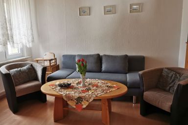 Ferienwohnungen Peper - 2-Zi-Fewo, 1. Stock, 2 - 4 Pers., Gartensitzplatz