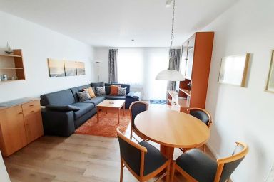 Wohnpark Stadt Hamburg Binz | WG 27 im 1.OG mit Balkon - W 27