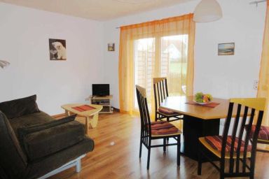 Kiebitz 8 - zwischen Ostsee und Einkaufsmöglichkeiten - Ferienwohnung Kiebitz 8