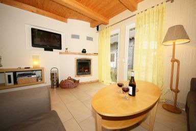 W: Strandhäuser im Dünenweg 54 a - h mit Terrasse/Balkon - Doppelhaus Nr. 54a mit Terrasse & Balkon